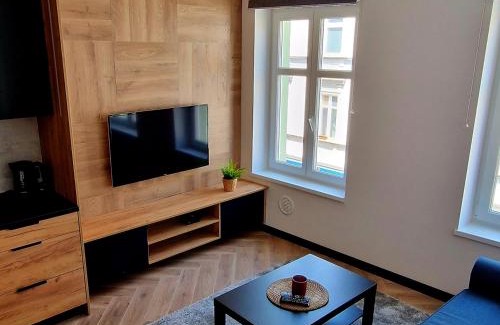 Swiebodzice Apartment | Inviting Apartament Książ: Pet & Child Friendly Retreat
