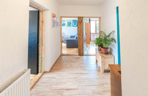 Ustron Apartment | Pet-Friendly Retreat: Apartament Latynoski with Garden