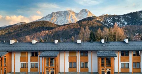 Zakopane Apartment | Cozy Retreat with Hot Tub and Pool - Viva Pod Giewontem