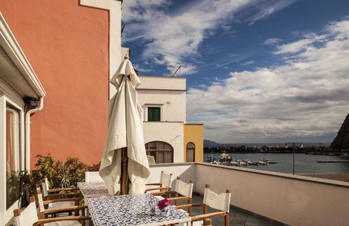 Sant'Angelo Apartment | Comfortable Libeccio Apartment - Family-Friendly Getaway