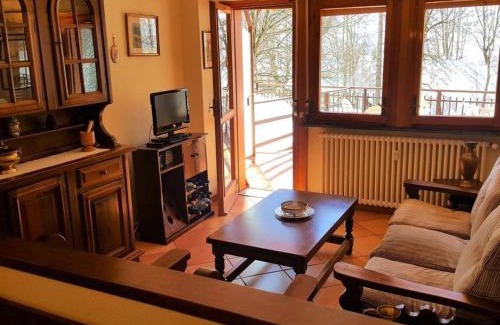 Limone Piemonte Apartment | Pet-Friendly Retreat at Apartament Limone with Restaurant