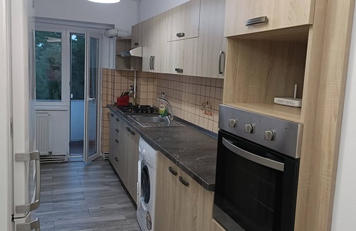 Turda Apartment | Quiet Apartment Near Central Park - Perfect for Families
