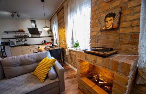 Lesna Apartment | Highly Rated Apartament Marklissa: Pet & Child Friendly Stay