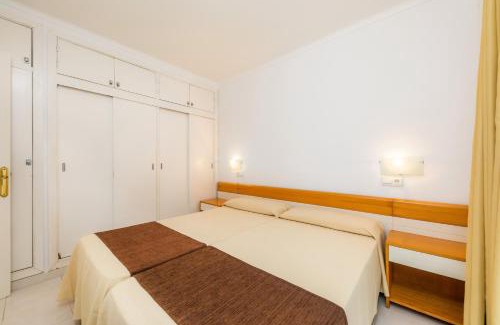Canyamel Apartment | Family-Friendly Stay at Apartament Massanet bc - 8/10 Rated