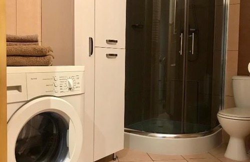 Jelenia Gora Apartment | Discover MATIA Studio: Perfect for Families & Guests Rated 10/10