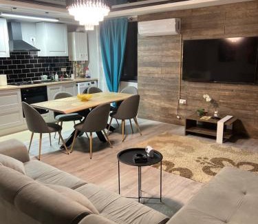 Lumina Apartment | Exceptional Stay at Apartament Maya Lumina - Rated 9.7/10