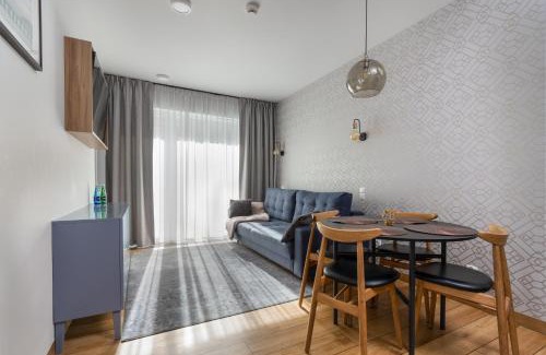 Mechelinki Apartment | Pet-Friendly Oceanfront Retreat: Apartament Mechelinki