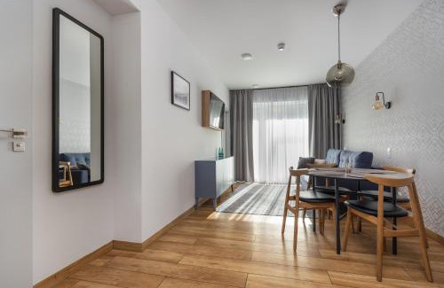 Mechelinki Apartment | Pet-Friendly Oceanfront Retreat: Apartament Mechelinki