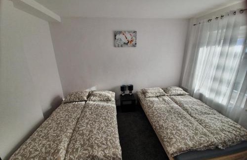 Stronie Slaskie Apartment | Cozy Apartament Mickiewicza with Kitchen & Family-Friendly Space