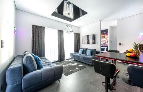 Leba Apartment | Family-Friendly Morskie Vegas Apartment in Łeba with Hot Tub