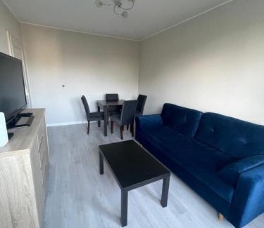Brzezno House | Family-Friendly Stay at Apartament na Broniewskiego - 10/10!