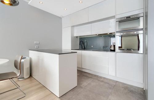Piecki-Migowo Apartment | Family-Friendly Getaway at Apartament na Myśliwskiej