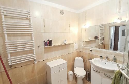 Olsztyn Apartment | Pet-Friendly Apartament na Srebrnej with 9.4/10 Rating