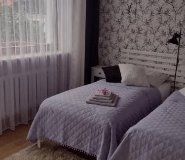 Ilawa Apartment | Seaside Escape: Apartament nad Jeziorakiem with Ocean View