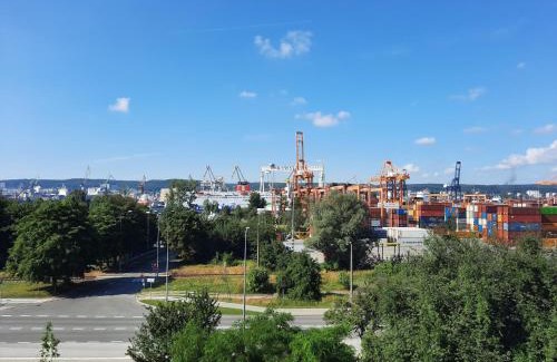 Gdynia Apartment | Experience Comfort at Apartament nad Portem - Pet Friendly