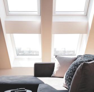 Goldap Apartment | Oceanfront Retreat: Apartament nad Ustroniem with Pet Friendly Perks