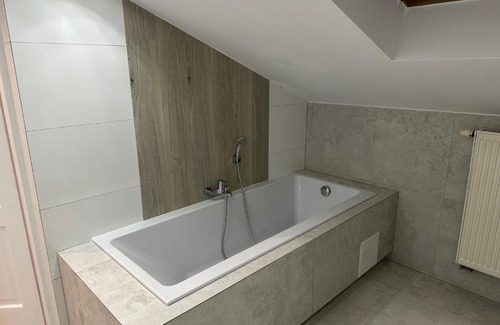 Nidzica Apartment | Guest Rated 10/10: Apartament Nidzica with Hot Tub