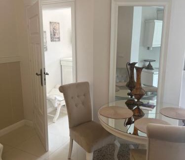 Malbork Apartment | Family-Friendly Stay at Parys Gold - Guest Rated 9.8