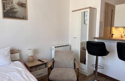 Tomaszow Mazowiecki Apartment | Discover Apartament Piaskowy Kołłątaja - Rated 9.1/10
