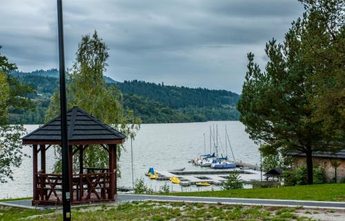 Czorsztyn Apartment | Apartament Pieniny Stylchyn 90 nad jeziorem przy ścieżce Velo Czorsztyn