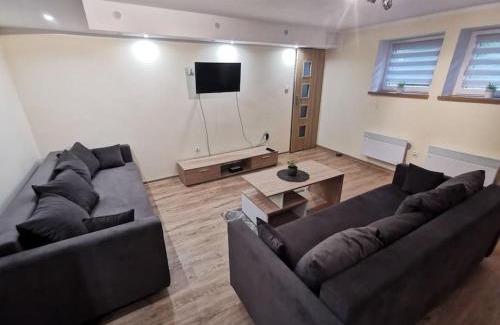 Bardo Apartment | Scenic Apartment at the Foot of the Bardzkie Mountains