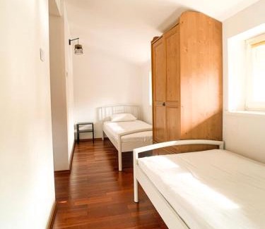 Torun Apartment | Cozy Apartment by the Park: Family & Pet-Friendly Stay