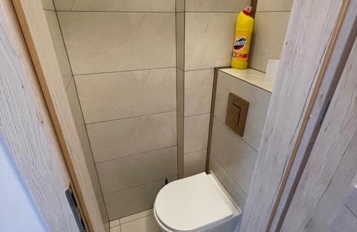 Kamien Pomorski Apartment | Ideal Retreat: Apartament przy uzdrowisku, Pet-Friendly Stay