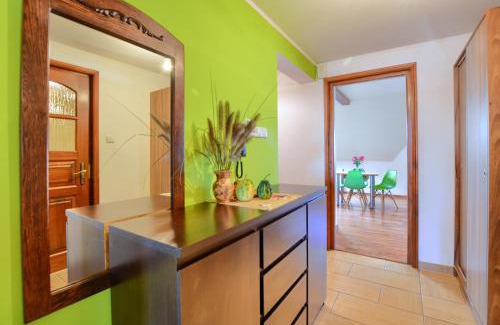 Lancut Apartment | Pet-Friendly Retreat: Apartament przy Walowej, 10/10 Rated