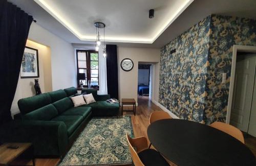 Zamosc Apartment | Discover Apartament Ratuszowy: 4-Star Family Retreat