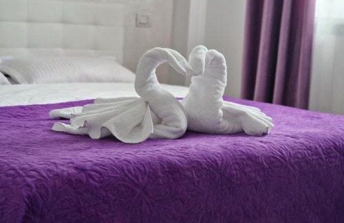 Suceava Apartment | Exceptional Apartament Rezidențial with Hot Tub & Family Amenities