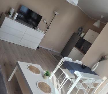 Bolszewo Apartment | Family-Friendly Stay at Apartament Słowińców 47