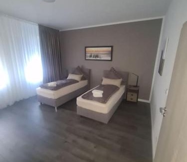 Bernburg Apartment | Child-Friendly Escape at Apartament Suite 3 - Rated 9/10