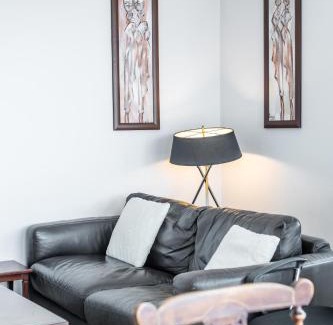 Gliwice Apartment | Family-Friendly Apartament Szafirowy with 9.5/10 Guest Rating