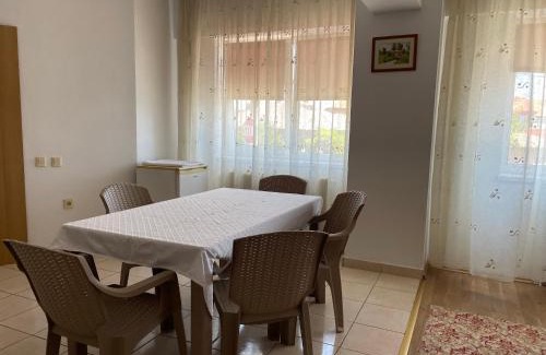 Techirghiol Apartment | Family-Friendly Getaway at Apartament Techirghiol