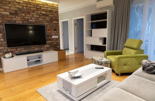 Uniejow Apartment | Highly Rated Apartament Termalny DELUX - Ideal for Families