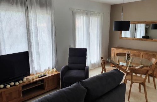 Ribes De Freser Apartment | Inviting Apartament Vall de Ribes with Breakfast Included