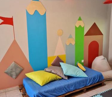 Stegna Apartment | Guest Rated 10/10: Poolside Retreat at Dom Wypoczynkowy