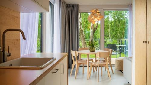 Dzwirzyno Villa | Relaxing Stay at SurfingBird Villa with Garden in Dźwirzyno