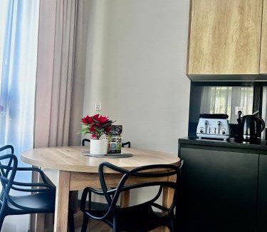 Gorzow Wielkopolski Apartment | Discover Apartament Walczaka 42 with Parking & Pet Friendly
