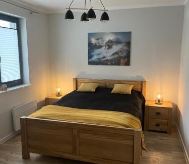 Piechowice Apartment | Family-Friendly Retreat at Apartament Widok&Sky, Piechowice
