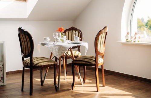 Koscierzyna Apartment | Pet-Friendly Haven: Apartament Wiwiana Rated 9.6/10