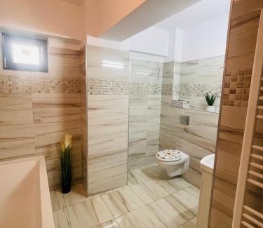 Ramnicu Valcea Apartment | Family-Friendly Apartament YRA Rm.Valcea - Rated 9.3/10