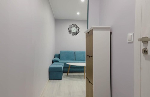 Jastrzebie-Zdroj Apartment | Delightful Apartment with Balcony - Pet & Child Friendly