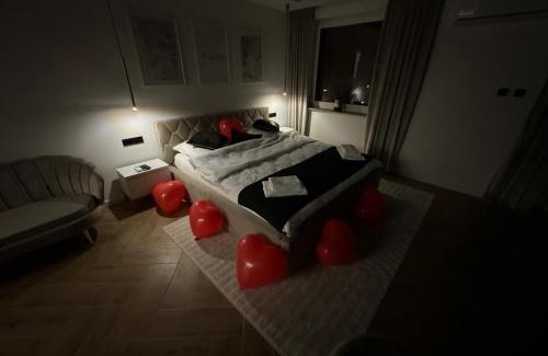Zmigrod Apartment | Exclusive Jacuzzi Apartment in Dolina Baryczy - 10/10 Rated