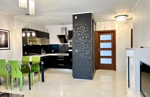 Gdynia Apartment | Relaxing Apartment with Terrace in Gdynia Dąbrowa, 4-Star