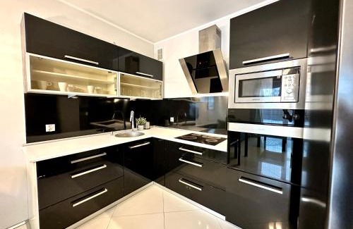 Gdynia Apartment | Relaxing Apartment with Terrace in Gdynia Dąbrowa, 4-Star
