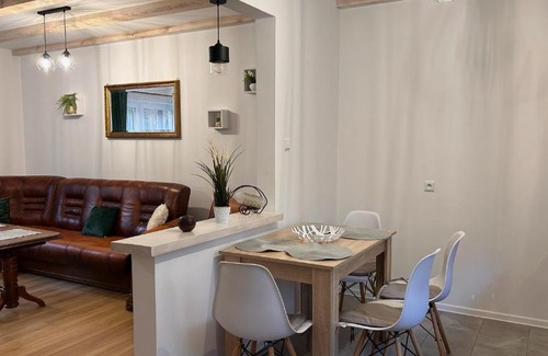 Krokowa House | Highly Rated Apartament Zacisze with Family & Pet Amenities