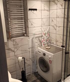 Głuchołazy Apartment | Family-Friendly Apartament Zdrojowy II with 9.5/10 Rating