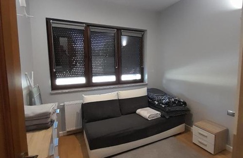 Lubin Apartment | Pet-Friendly Apartament Zielony Zakątek with Breakfast Included