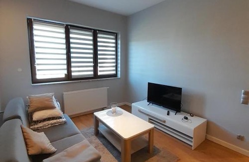Lubin Apartment | Pet-Friendly Apartament Zielony Zakątek with Breakfast Included